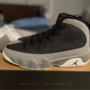 AIR JORDAN 9 RETRO